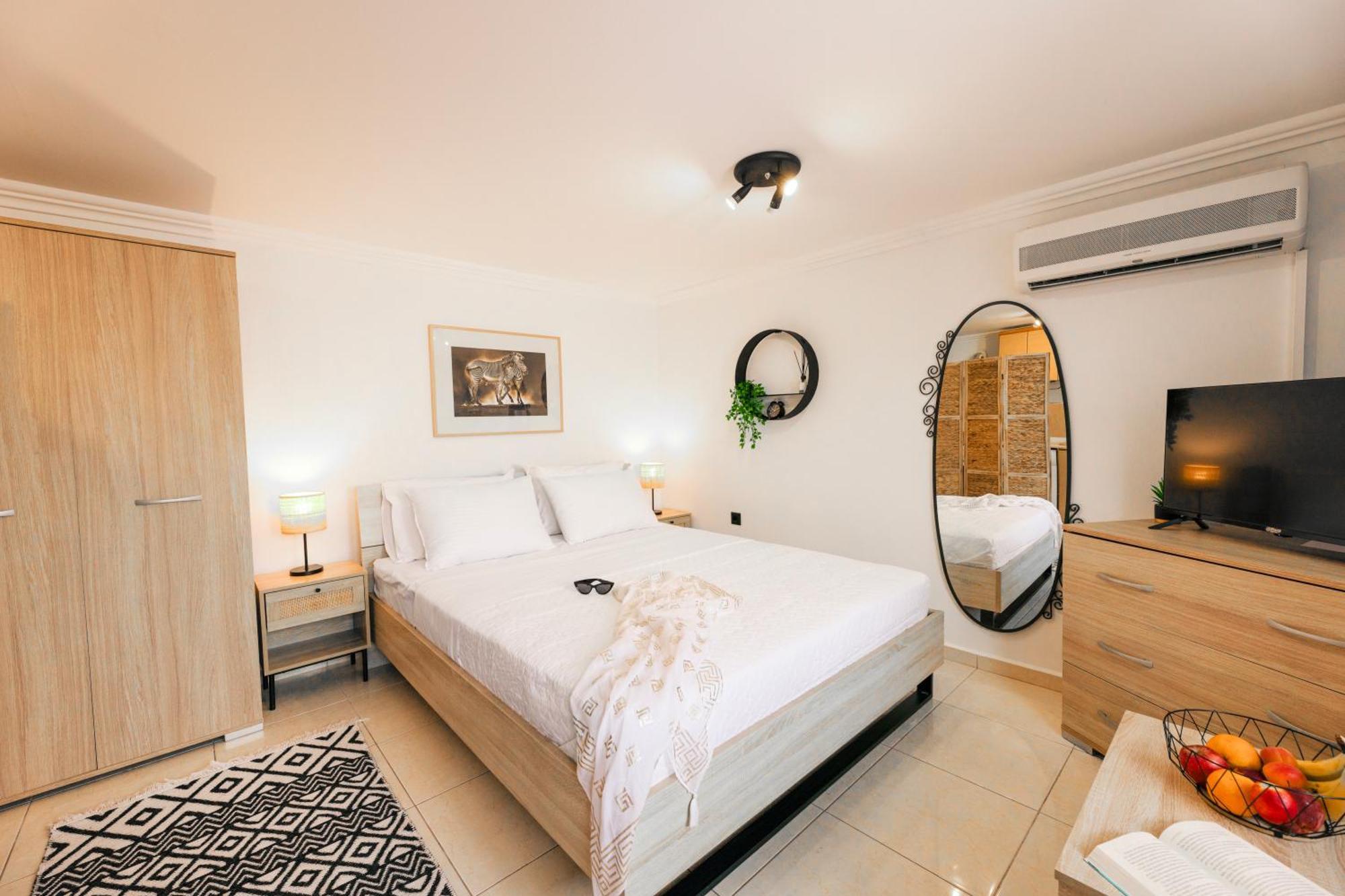 Pantheon Apartment Neos Marmaras Esterno foto