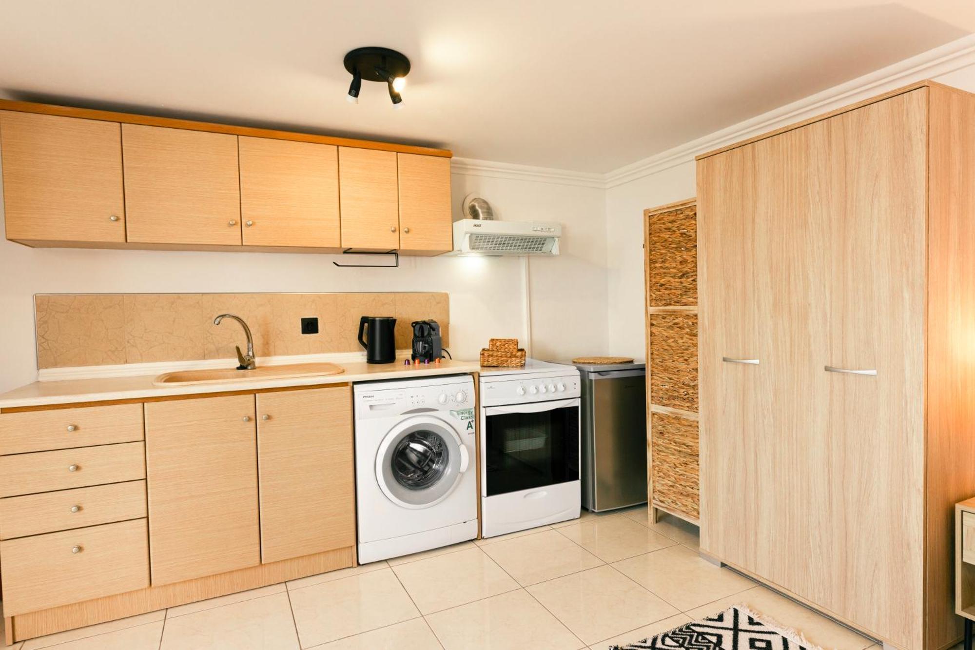 Pantheon Apartment Neos Marmaras Esterno foto